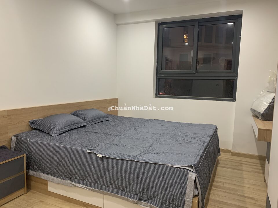 Chính chủ bán No8 Giang Biên nhà T1