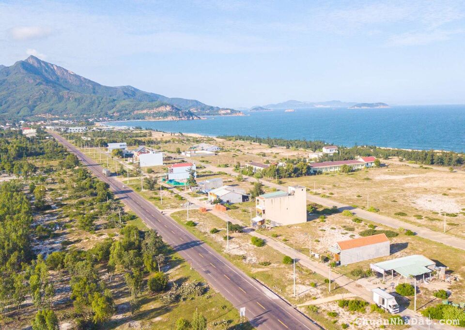 Bất động sản biển đang sôi động trở lại chỉ từ 1,68ty ngay mặt biển Sông Cầu,KDC Xuân Hải Bất động sản biển đang sôi động trở lại chỉ từ 1,68ty ngay mặt biển Sông Cầu,KDC Xuân Hải