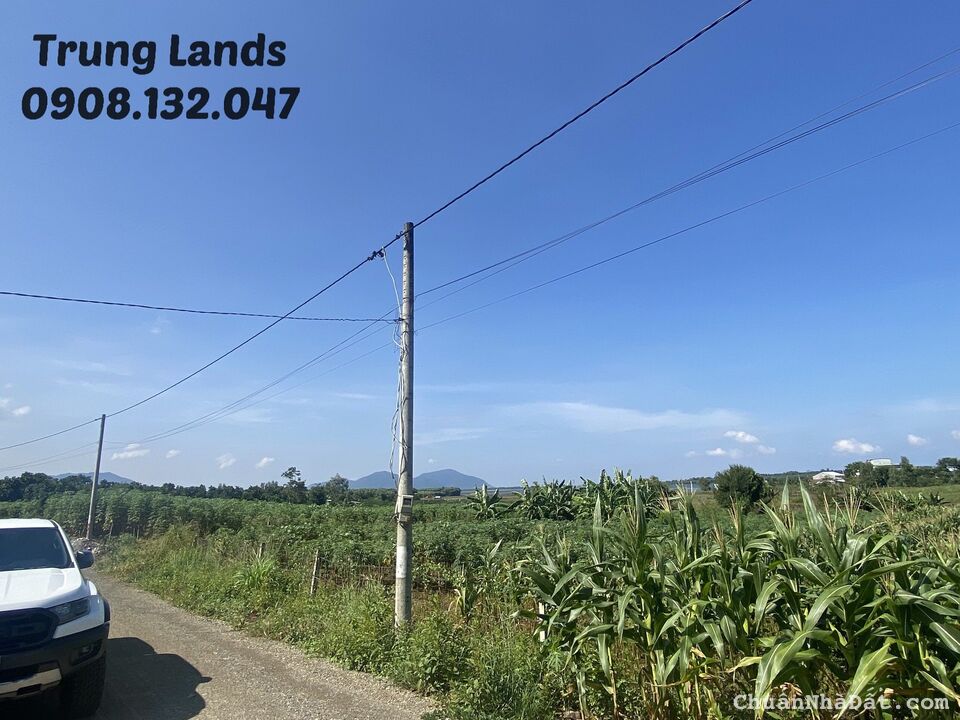 Bán 2000 m2 đất xã Bình Ba,view hồ Đá Đen Châu Đức,BRVT giá 4 tỷ.Trung 0908.132.047 Bán 2000 m2 đất xã Bình Ba,view hồ Đá Đen Châu Đức,BRVT giá 4 tỷ.Trung 0908.132.047