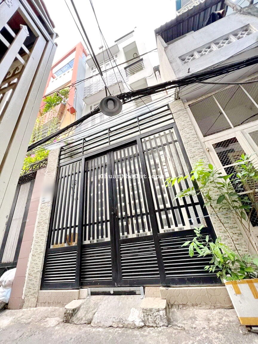 Bán nhà 2 lầu gần mặt tiền đường Phan Văn Trị Phường 2 Quận 5 Bán nhà 2 lầu gần mặt tiền đường Phan Văn Trị Phường 2 Quận 5