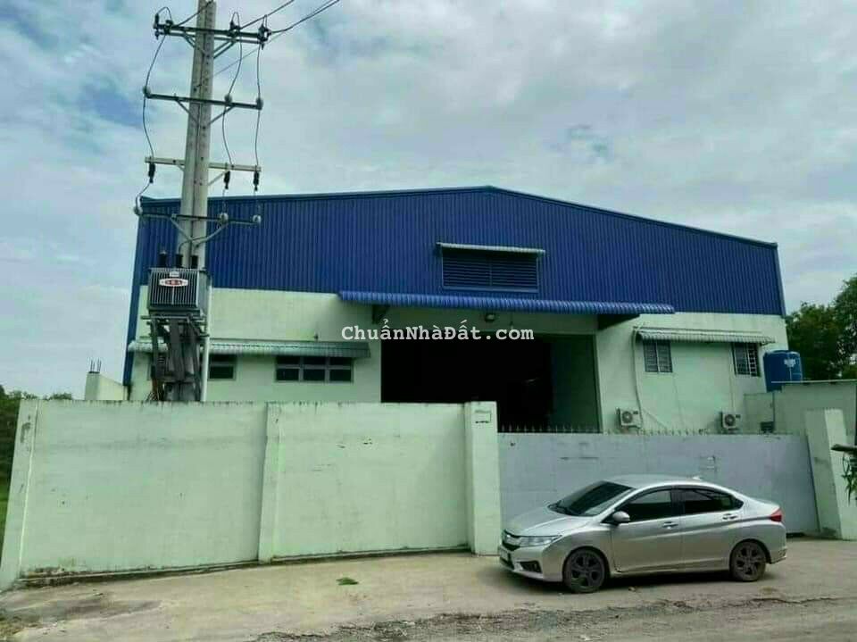 Bán nhà xưởng 1200m2 ở Đức Hòa Đông , Long An