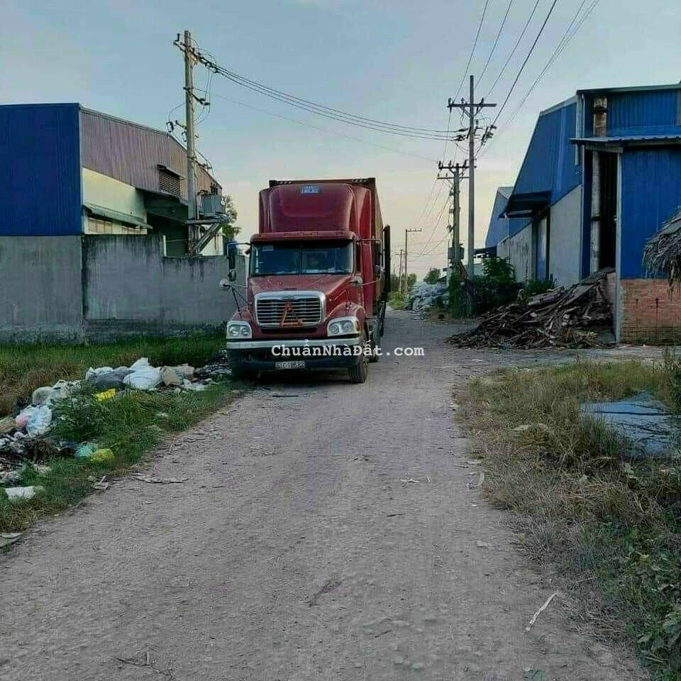 Bán nhà xưởng 1200m2 ở Đức Hòa Đông , Long An