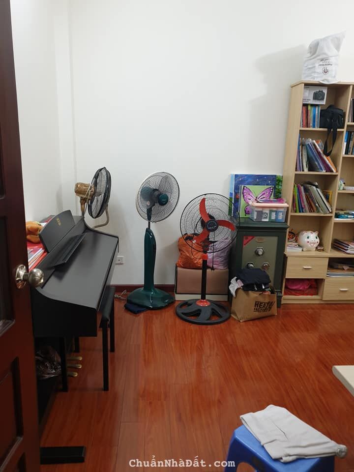 Bán nhà Lê Đức Thọ, Nam Từ Liêm, 4.3 tỷ, 40m2, Gần ô tô, nhà đẹp.