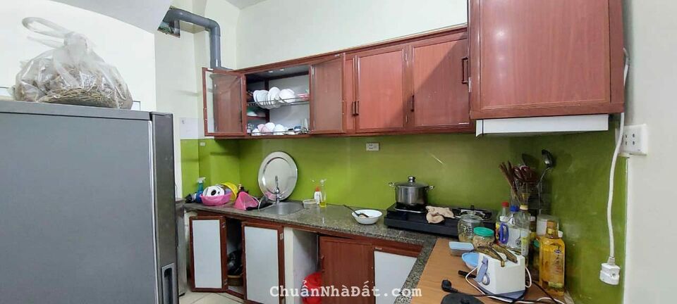 Bán nhà ngõ 20 Mỹ Đình, 3.3 tỷ, 30m2, Gần phố, nhà đẹp long lanh