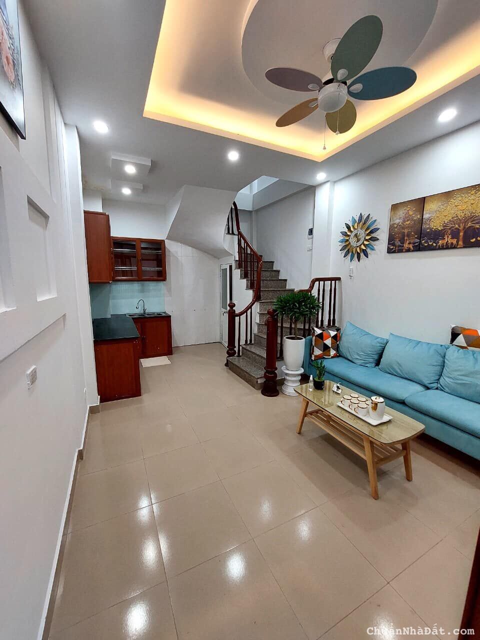 Nhà đẹp Trần Cung - 37m2 - 3.2 tỷ - nhà đẹp ở ngay - cách ô tô 20m