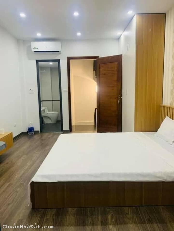 Bán nhà Lạc Long Quân - 45m2 - 10m ra ô tô tránh - ngõ thông - phân lô cán bộ