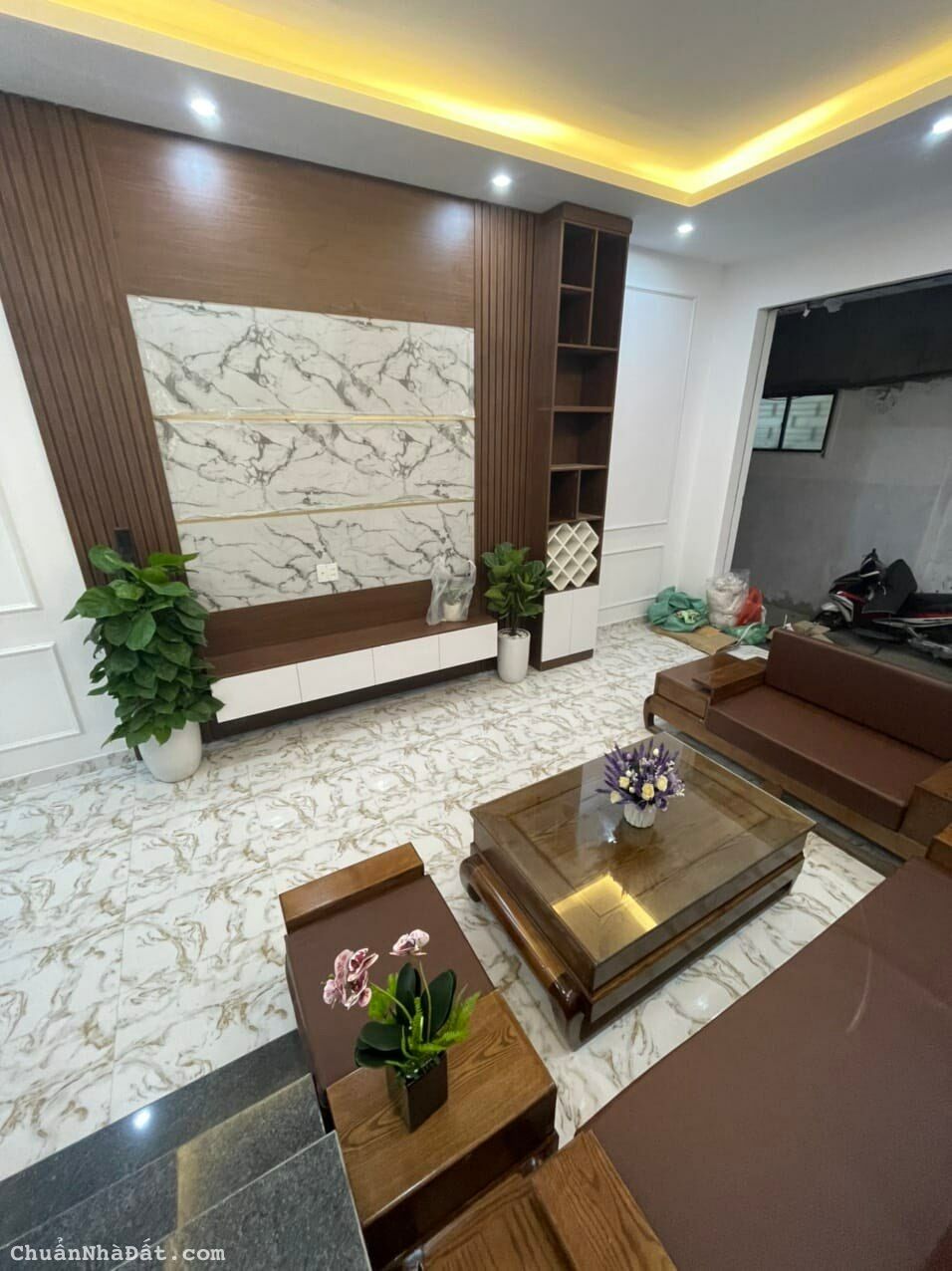 Bán gấp nhà Cổ Nhuế - 45m2 - 4.05 tỷ - 15m ra ô tô - vừa ở vừa cho thuê