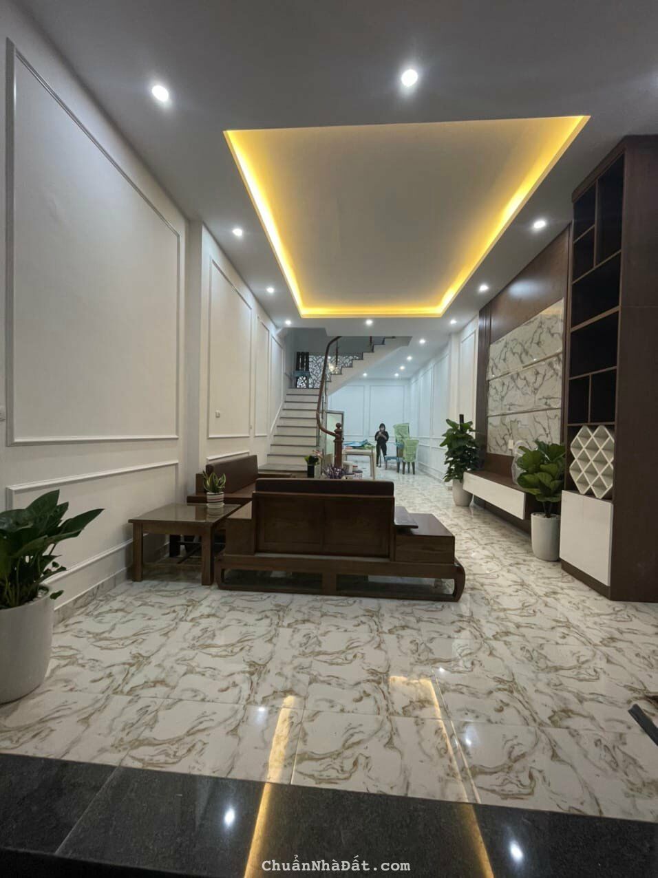 Bán gấp nhà Cổ Nhuế - 45m2 - 4.05 tỷ - 15m ra ô tô - vừa ở vừa cho thuê