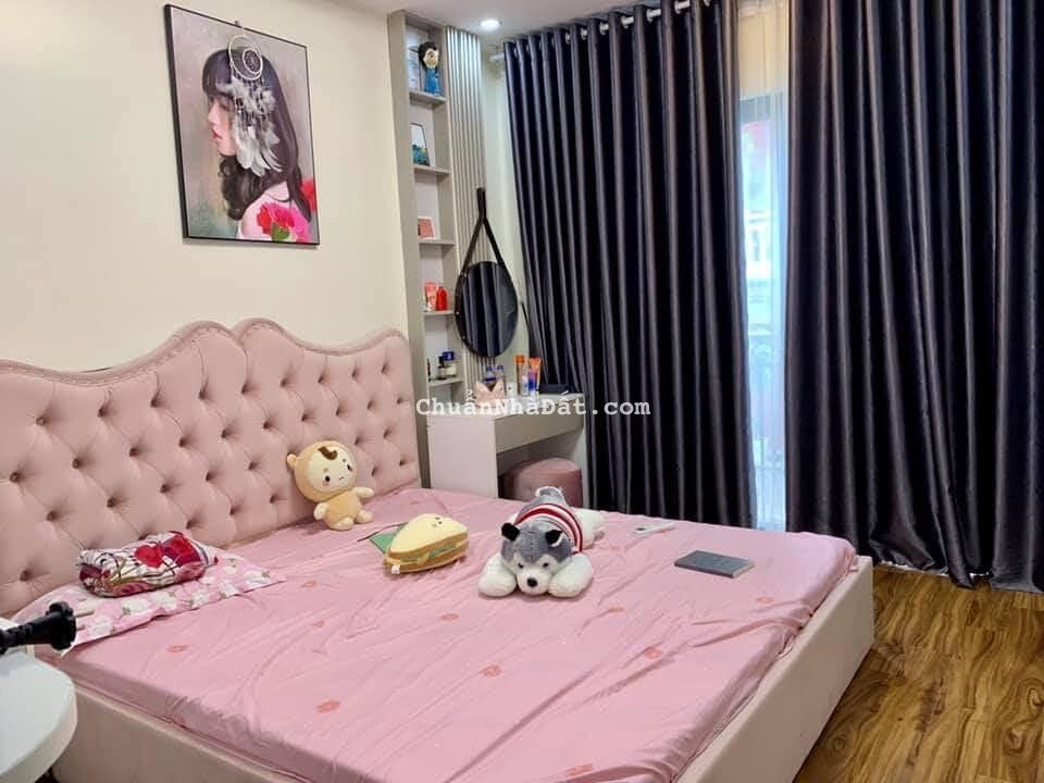 BÁN GẤP NHÀ VÕ CHÍ CÔNG - 41M2 - 3.7 TỶ - CÁCH PHỐ 30M - SÂN RỘNG THOÁNG