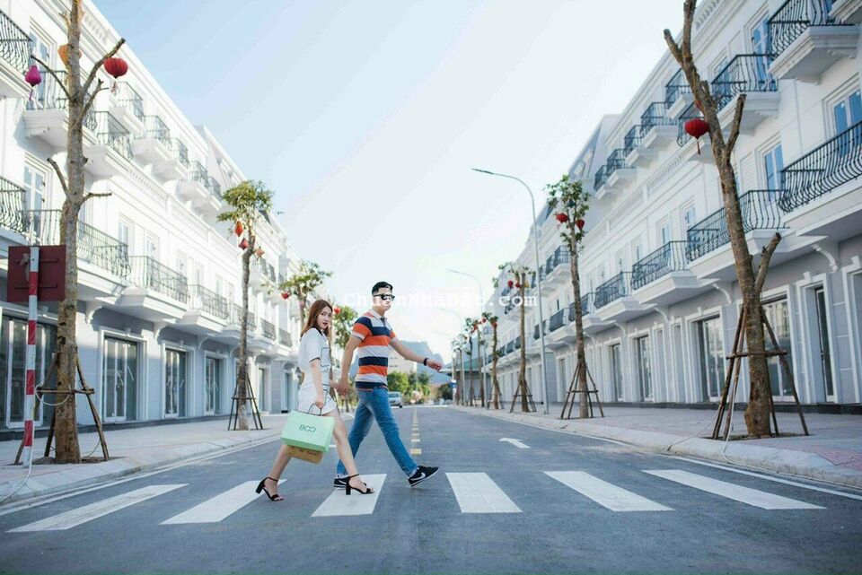 Bán Shophouse vị trí vàng, 2 mặt tiền tại Cẩm Phả Quảng Ninh.