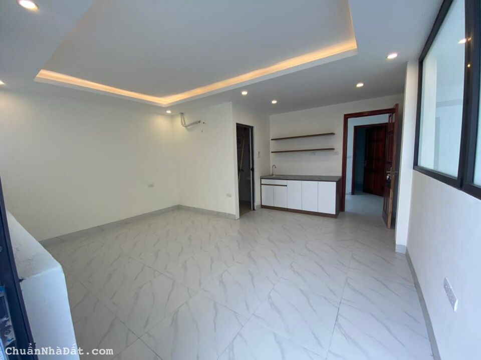 Bán ccmn Kim Giang Cầu Lủ 66m xây mới, mt t 5m 9 phòng thoáng sángDT 36tr ngõ ba gác chỉ 6.8 tỷ Bán ccmn Kim Giang Cầu Lủ 66m xây mới, mt t 5m 9 phòng thoáng sángDT 36tr ngõ ba gác chỉ 6.8 tỷ