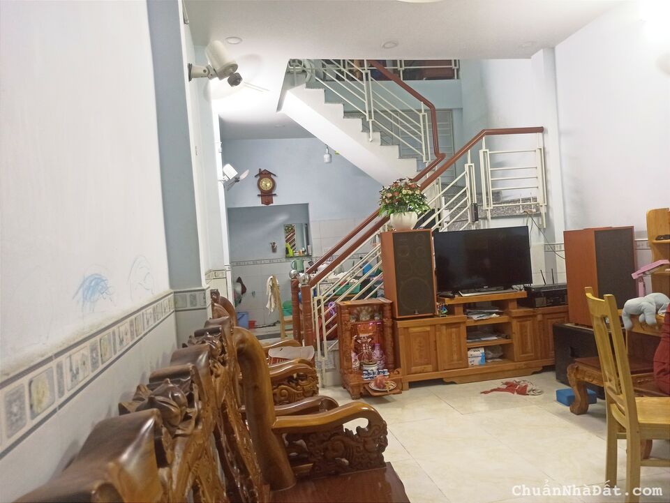 Cần bán gấp nhà Dương Thị Mười, Quận 12, 45m2, nhà mới, 2 tầng, 2pn, Chỉ 2.4 TỶ TL