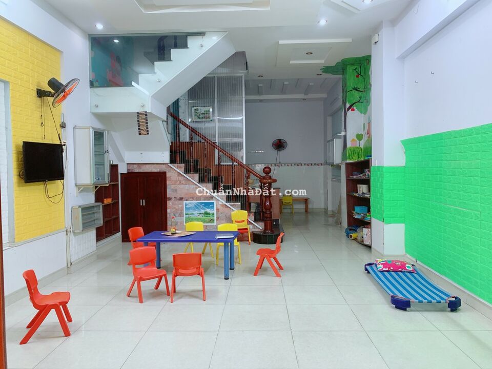 Nhà mặt tiền cần bán Thạnh Xuân 38, 94m2, 3 tầng, 4PN, 5X19M, sổ vuông, CHỈ 5 tỷ 9 TL Nhà mặt tiền cần bán Thạnh Xuân 38, 94m2, 3 tầng, 4PN, 5X19M, sổ vuông, CHỈ 5 tỷ 9 TL