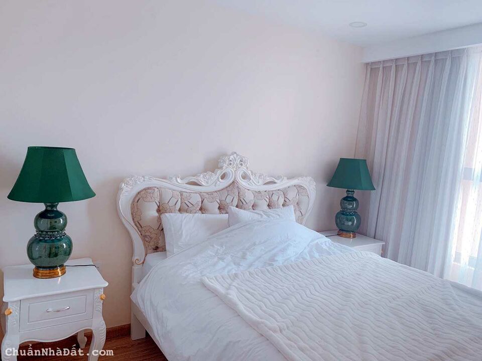 Căn hộ 2PN 1WC tại chung cư Kingston Residence - Tầng cao, view Bắc. Giá bán 4.8 tỷ