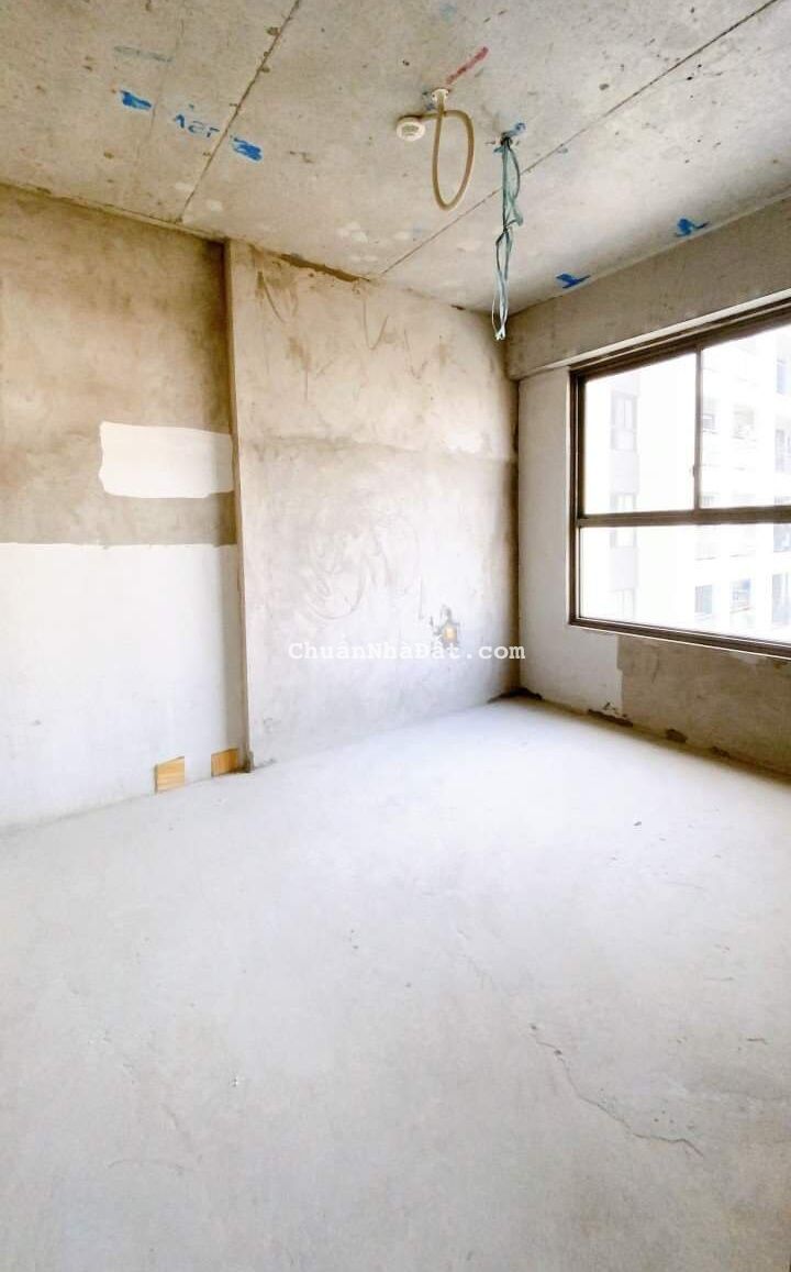 Bán gấp giá chính chủ căn hộ Kingston, DT 90m2 2PN 2WC, giá 6.2 tỷ view Landmark 81. LH 0941797916