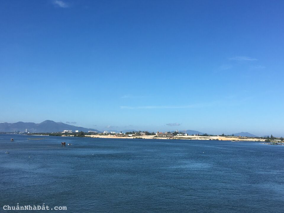 Cần bán lô Citygate đường 20m giá chỉ 22tr/m2 LH: 0934416146