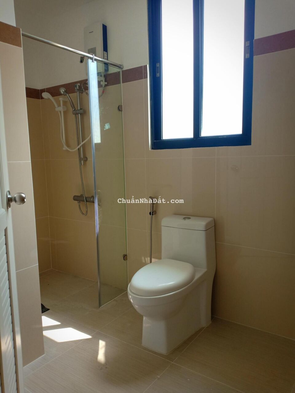 Phòng sạch thoáng cho thuê giá rẻ tại chung cư Era Town , quận 7. Lh:0965.439.257-Ms.Thanh