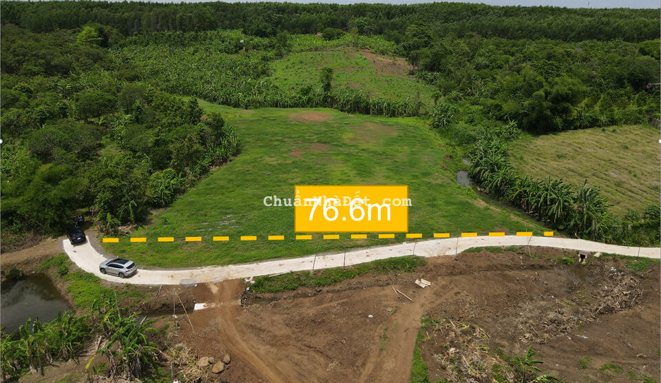 View trực tiếp hồ Cầu Mới, mát mẻ quanh năm