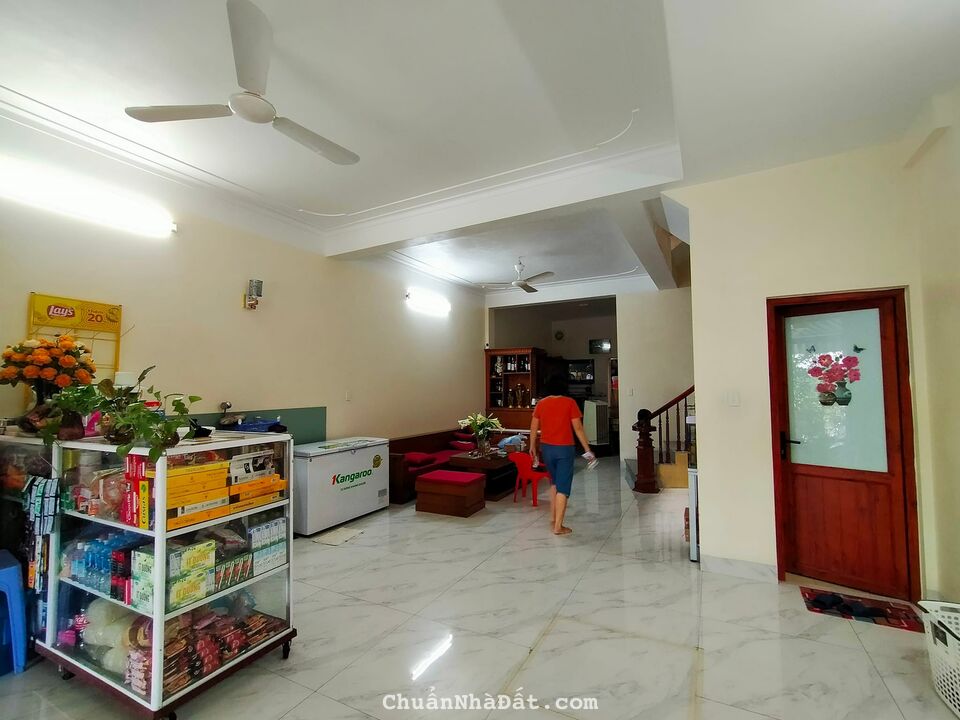 Bán nhà khu đấu giá Thạch Bàn 90m x 3t, mt 5.9m, vỉa hè, ô tô to. LH: 0396931899