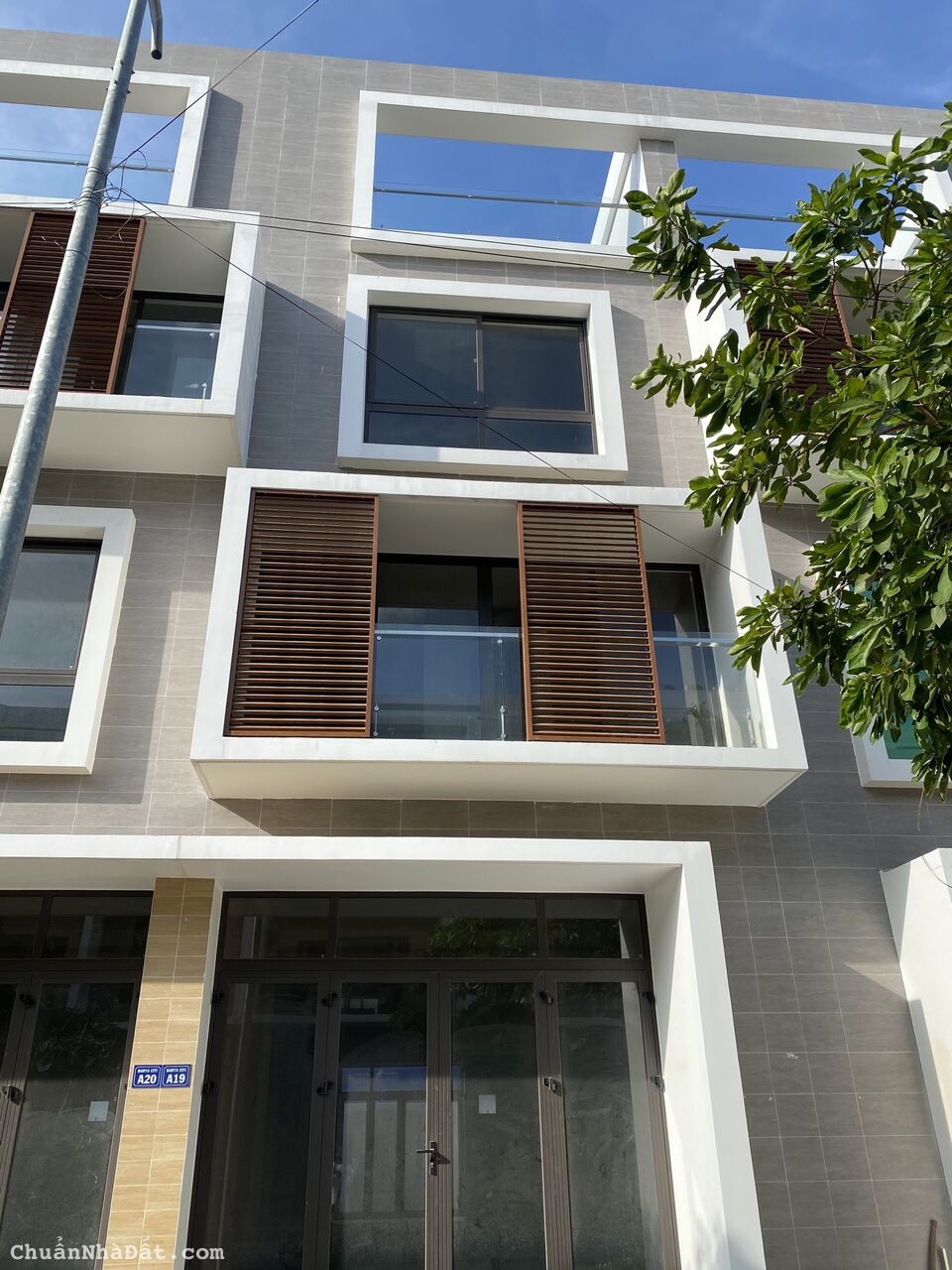 Chị chủ nước ngoài không có nhu cầu ở nên cần bán lại căn nhà phố giá chỉ 4,6 tỷ