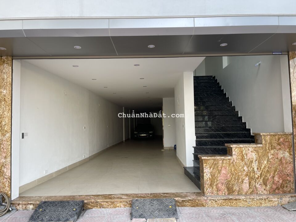 Cho thuê nhà mặt đường Thạch Bàn, 120m2 x 6 tầng, có thuê lẻ