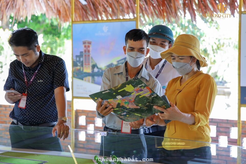 5 SUẤT NỘI BỘ DỰ ÁN DIAMOND CITY ĐỨC HÒA CK ĐẾN 15% - TẶNG NGAY 3 CHỈ VÀNG - LH 0901.907.148