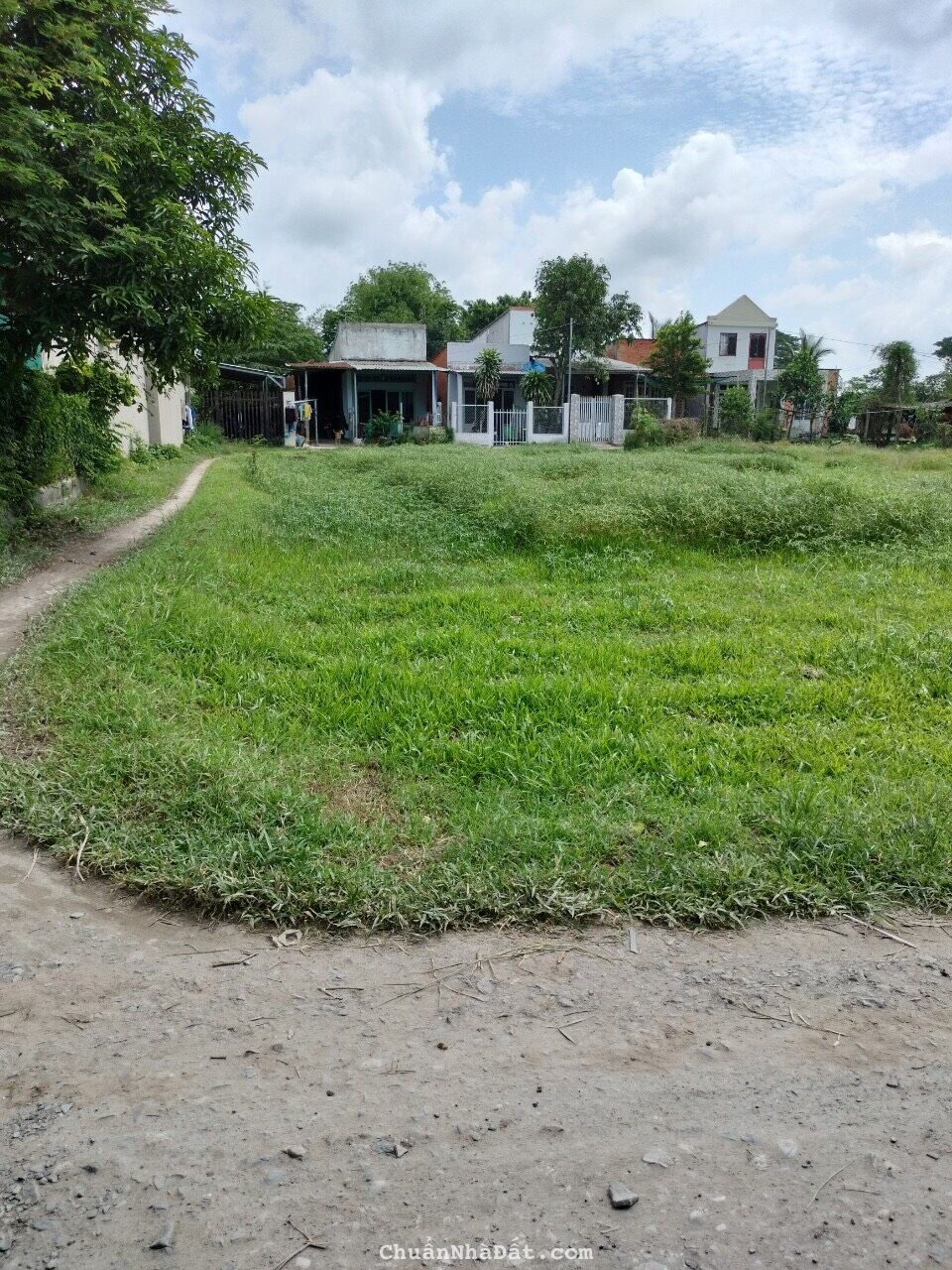 BÁN GẤP NỀN ĐẤT 292M2 ĐỨC NGÃI 1, ĐỨC LẬP THƯỢNG, ĐỨC HÒA, LONG AN 2TY4-0901907148 BÁN GẤP NỀN ĐẤT 292M2 ĐỨC NGÃI 1, ĐỨC LẬP THƯỢNG, ĐỨC HÒA, LONG AN 2TY4-0901907148