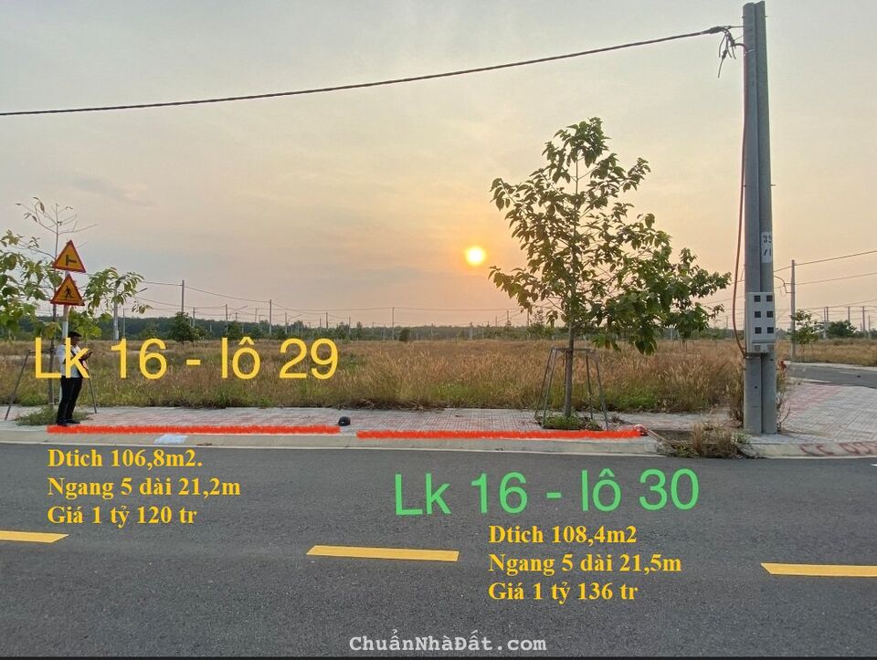 Cần bán gấp 03 lô  sạch đẹp, không cống cột trong khu dân cư Nam Long Bàu Bàng , BD