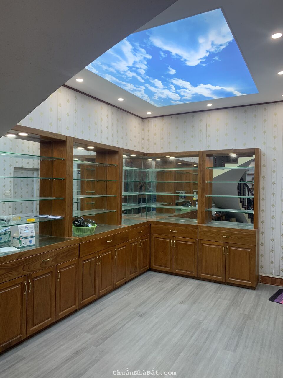 Bán nhà phố Lê Thanh Nghị - gần trường Bách Khoa, 2 mặt ngõ, 10 phòng ngủ, 55m2, 10.5 tỷ 