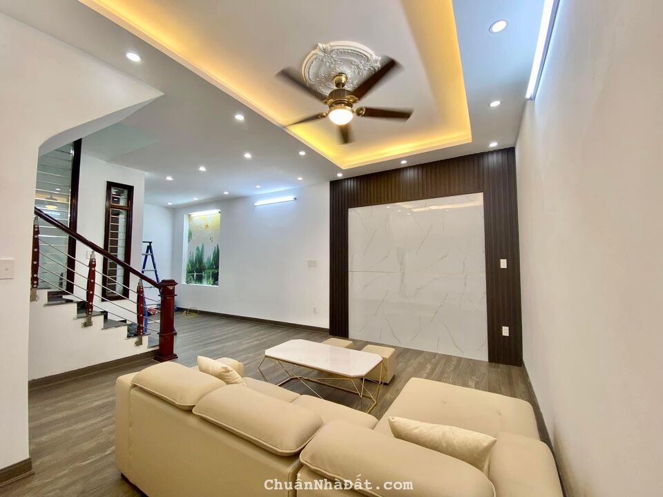 Bán nhà 5 tầng phố Ngũ Nhạc, 2 THOÁNG, 3 GÁC ĐỖ CỬA, 64m2, 4.25 tỷ