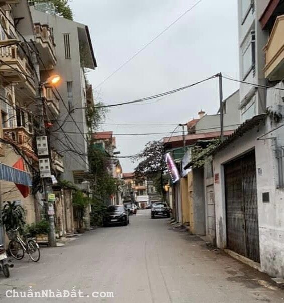 BÁN NHÀ PHỐ NAM DƯ, LÔ ĐẤT VÀNG, Ô TÔ TẢI QUA NHÀ, NGÕ THÔNG, LÀM XƯỞNG/CCMN, 196m2, 13.1 tỷ