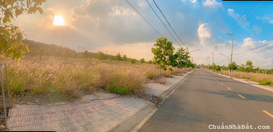  Chính chủ cần bán gấp 02 lô liền kề sạch đẹp, không cống cột trong khu dân cư Nam Long Bàu Bàng