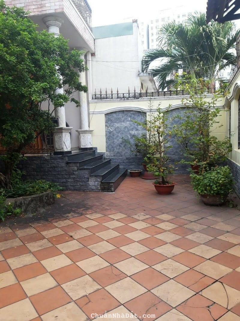 Biệt thự gần Tô Ngọc Vân, Thủ Đức, 230m2, Ngang 10m, bao lời nhà đầu tư. Biệt thự gần Tô Ngọc Vân, Thủ Đức, 230m2, Ngang 10m, bao lời nhà đầu tư.