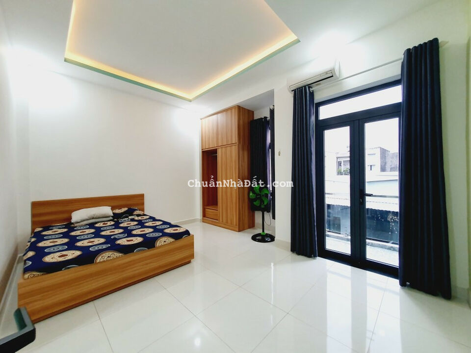 Gấp bán nhà Thủ Đức, 72m2 nhỉnh 4 tỷ, gần Trường Công Thương Q9.