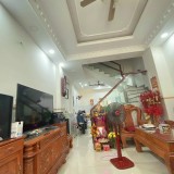 Bán nhà (Phú Nhuận) 4.1x11m, 2 lầu, 5.1 tỷ, P7 Nguyễn Thượng Hiền