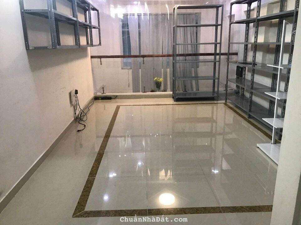 Nhà đẹp Nguyễn Kiệm, 5 Tầng BTCT, Xe Hơi Đỗ Cửa, Giá chỉ 7.9 Tỷ