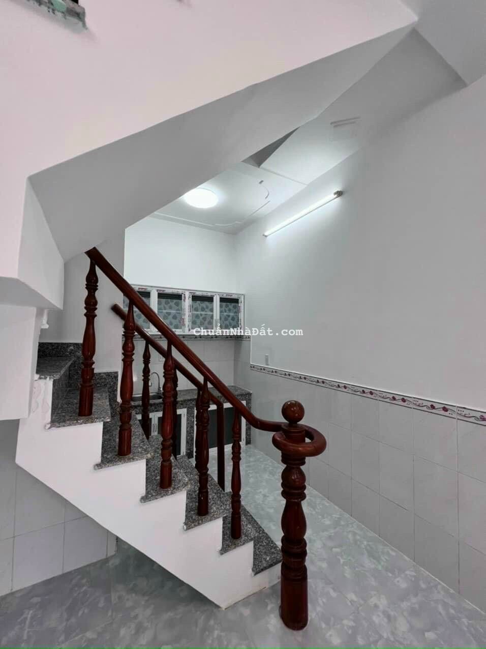 (Phú Nhuận) P.3 Phan Xích Long, 3.2x7.5m, 2 lầu, 3.2 tỷ Bớt.