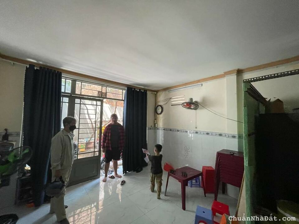 Bán nhà hẻm thông ra Phạm Văn Đồng cách cầu Bình Triệu 500m – Giá 2tỷ3