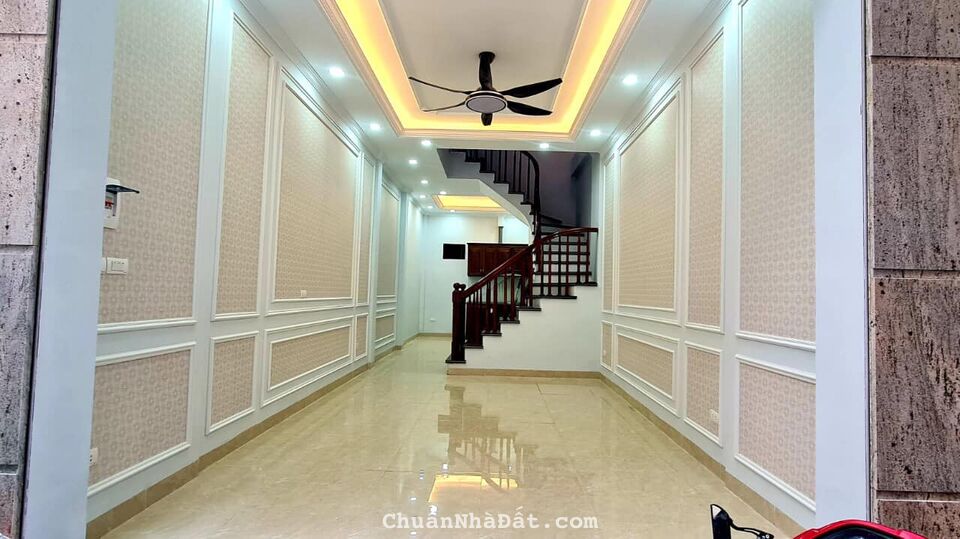 chính chủ bán nhà xây mới phố vọng,H.bà trưng Diện tích 42,20m2 x 4 tầng cách đường lớn 12m 