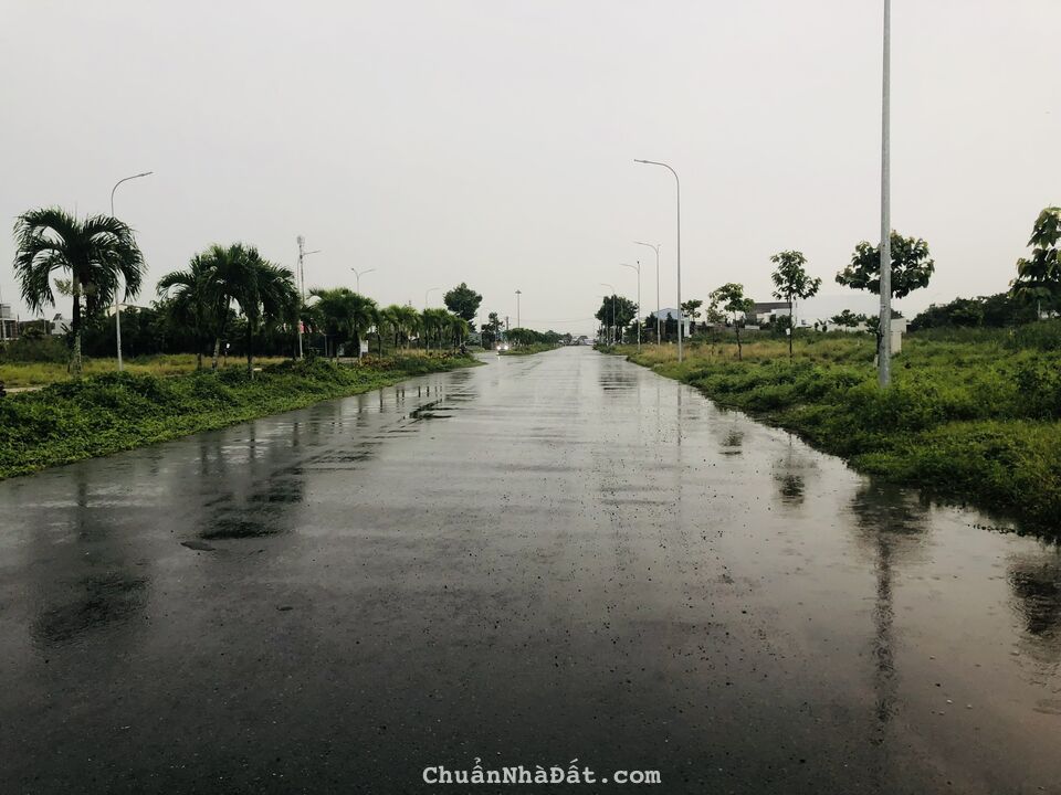 Cặp nền trục chính đường A1 KDC Tân Phú, Cái Răng, Cần Thơ Cặp nền trục chính đường A1 KDC Tân Phú, Cái Răng, Cần Thơ