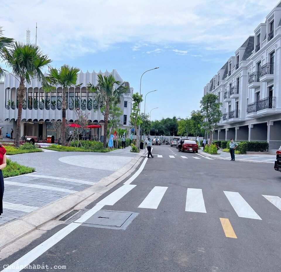 Bán căn Shophouse dự án Amelie Villa Phú Mỹ Hưng giá thương lượng