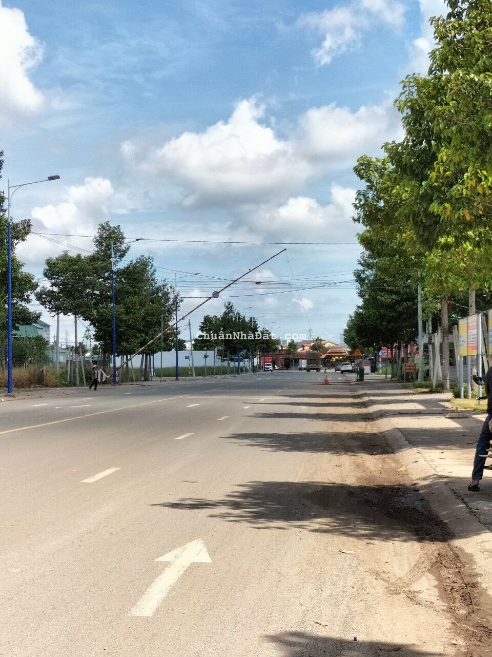 Cần tiền trả nợ NH cần bán gấp 540m2 đất gần TP. Đồng Xoài Cần tiền trả nợ NH cần bán gấp 540m2 đất gần TP. Đồng Xoài