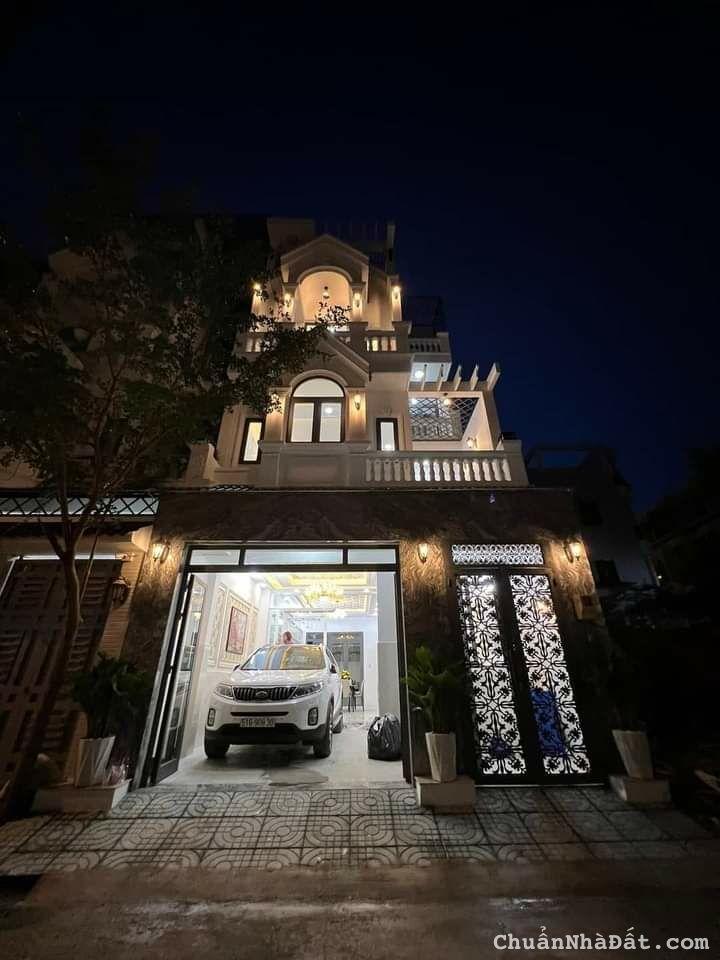 Biệt Thự Siêu Đẹp 4 tầng, nhỉnh 8 tỷ, Gần Phú Mỹ Hưng, Quận 7.