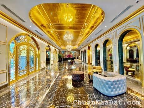 Cần Bán Khách Sạn 6* Mạ Vàng Độc Tôn Duy Nhất Của Hà Nội, 2238m2 X 29 Tầng View Hồ