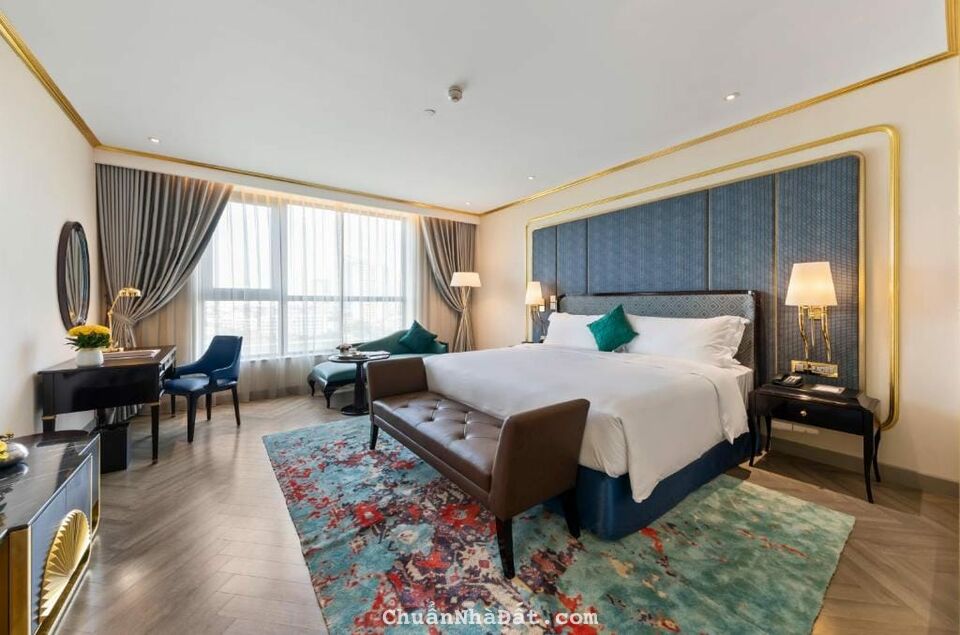 Cần Bán Khách Sạn 6* Mạ Vàng Độc Tôn Duy Nhất Của Hà Nội, 2238m2 X 29 Tầng View Hồ