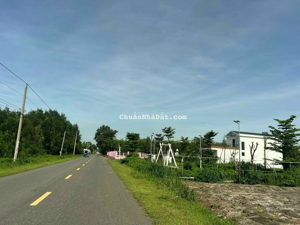 BÁN LÔ ĐẤT MT ĐƯỜNG NHỰA TRỤC CHÍNH SÂN BAY LỘC AN ĐẤT ĐỎ BRVT DT 1040,6M2 BÁN LÔ ĐẤT MT ĐƯỜNG NHỰA TRỤC CHÍNH SÂN BAY LỘC AN ĐẤT ĐỎ BRVT DT 1040,6M2