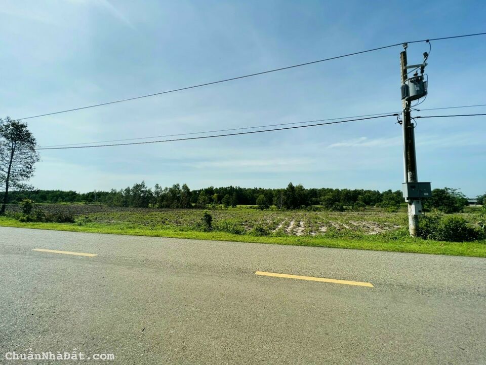 BÁN LÔ ĐẤT MT ĐƯỜNG NHỰA TRỤC CHÍNH SÂN BAY LỘC AN ĐẤT ĐỎ BRVT DT 1040,6M2 BÁN LÔ ĐẤT MT ĐƯỜNG NHỰA TRỤC CHÍNH SÂN BAY LỘC AN ĐẤT ĐỎ BRVT DT 1040,6M2