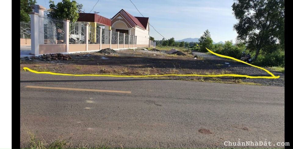 BÁN LÔ GÓC 2 MT ĐƯỜNG NGUYỄN HUỆ XÃ PHƯỚC LONG THỌ ĐẤT ĐỎ BRVT DT 767M2 CÓ SẴN 200M2 THỔ CƯ