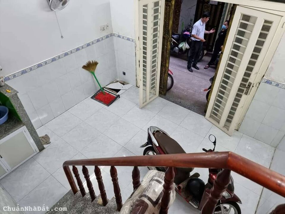 Nhà đẹp lung linh, nhà giá rẻ Bình Tân Tây Lân 35m2 4 tầng, chỉ nhỉnh 2 tỷ gần QL 1A.