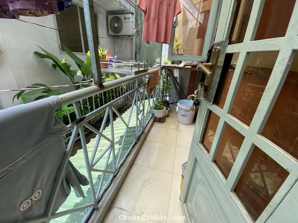 Chủ ngộp BANK xoắn bán giảm sốc 300 triệu, giá mới nhỉnh 3tỷ3 38m2.Phú Lâm,Q6.